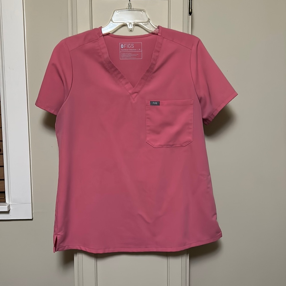 Figs Scrub Top
